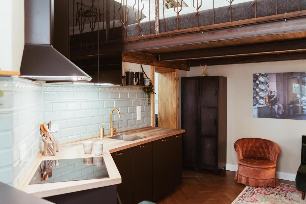 Loftbruecke, Apartment Am Platz Der Luftbruecke Berlin Eksteriør billede
